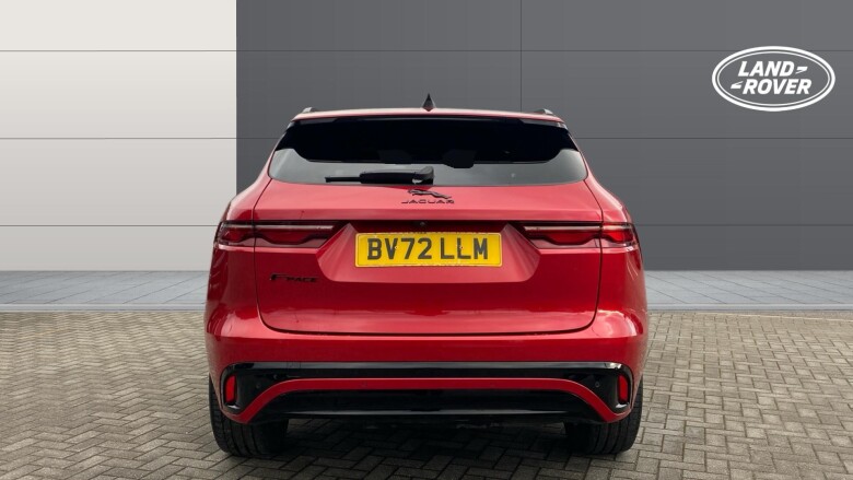 Jaguar F-Pace 2.0 D200 R-Dynamic Black 5dr Auto AWD Diesel Estate